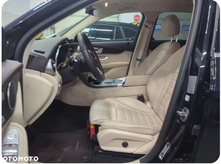 Mercedes-Benz GLC 220 d 4-Matic - 5
