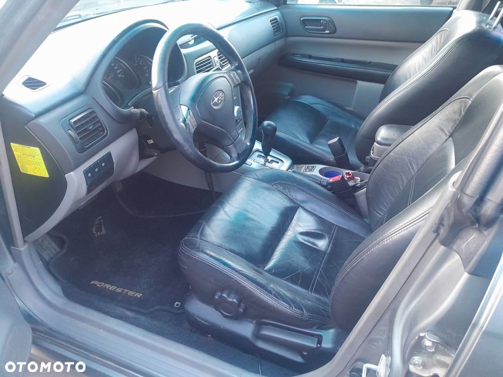 Subaru Forester 2.0 XA TRE - 5