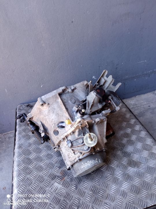 Caixa de velocidades Citroen Xsara 1.6 Hdi (motor 9HZ) ref: 20DM62 - 2