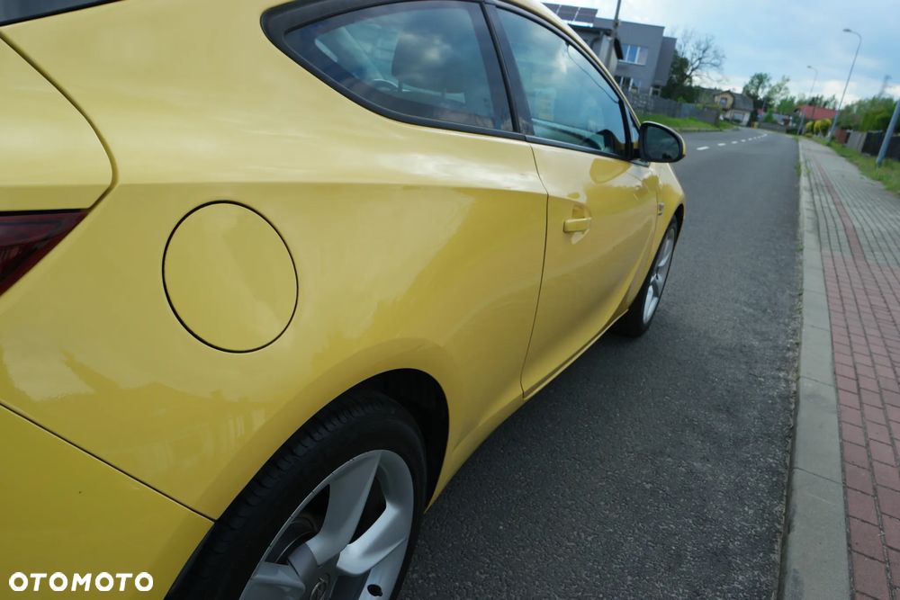Opel Astra - 14