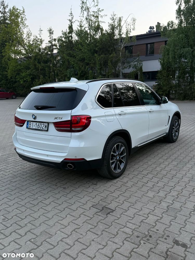 BMW X5 xDrive30d Sport-Aut - 4