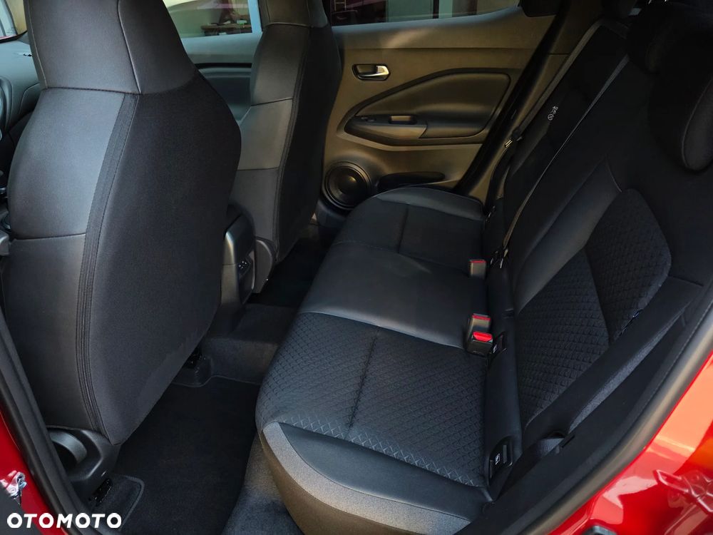 Nissan Juke 1.0 DIG-T N-Connecta - 10