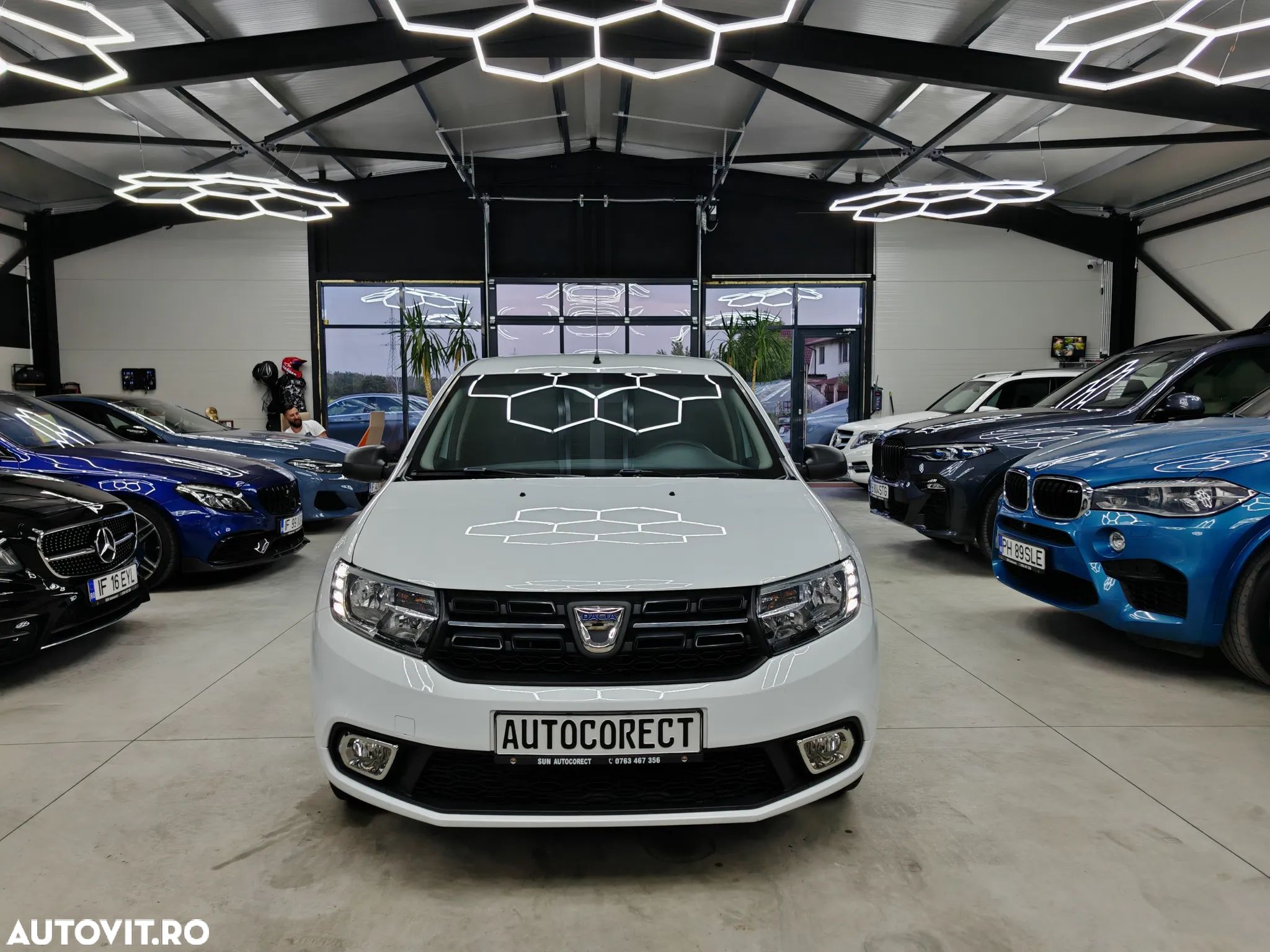 Dacia Logan 1.0 SCe Laureate - 1