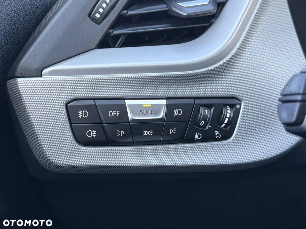 BMW Seria 1 118i Advantage - 20