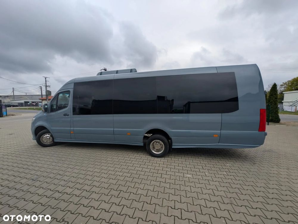 Mercedes-Benz Sprinter 519 - 11