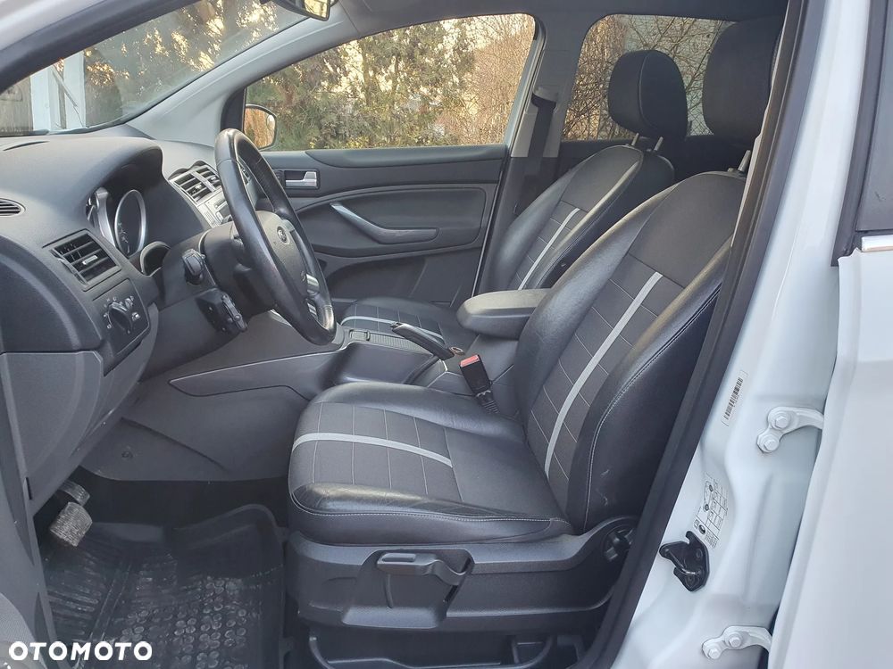 Ford Kuga 2.0 TDCi 4x4 Trend - 14