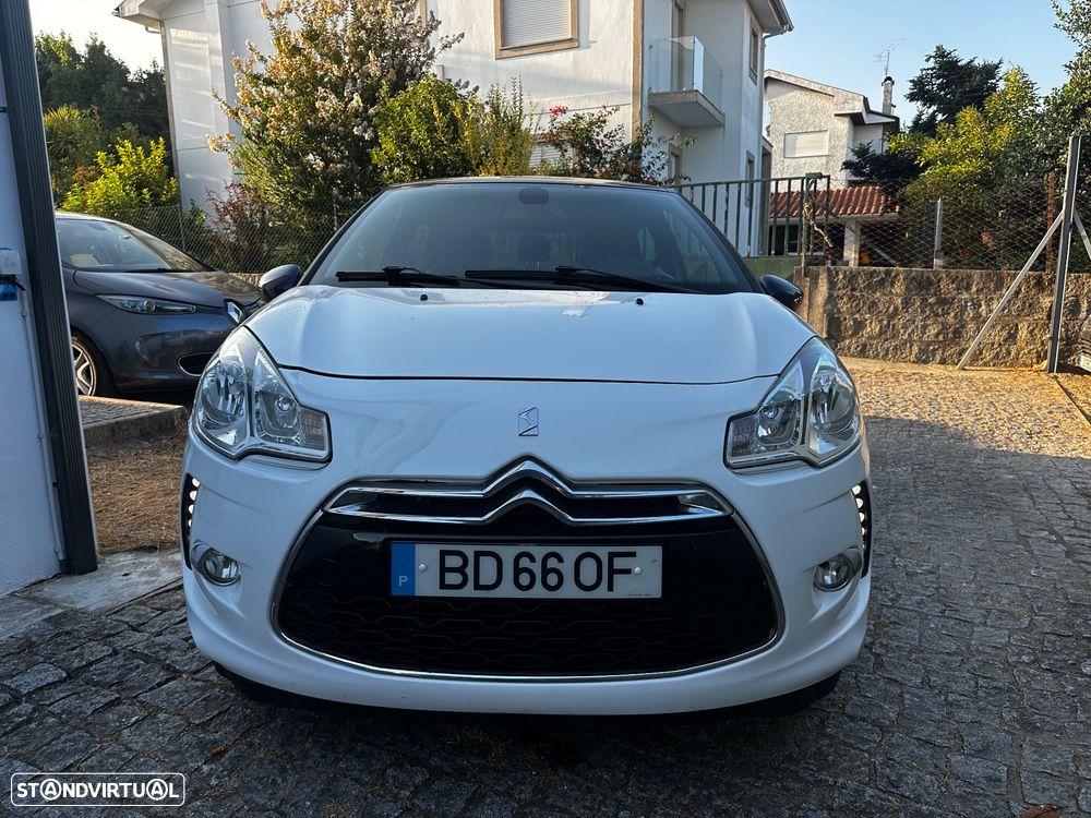 Citroën DS3 1.6 e-HDi So Chic - 1
