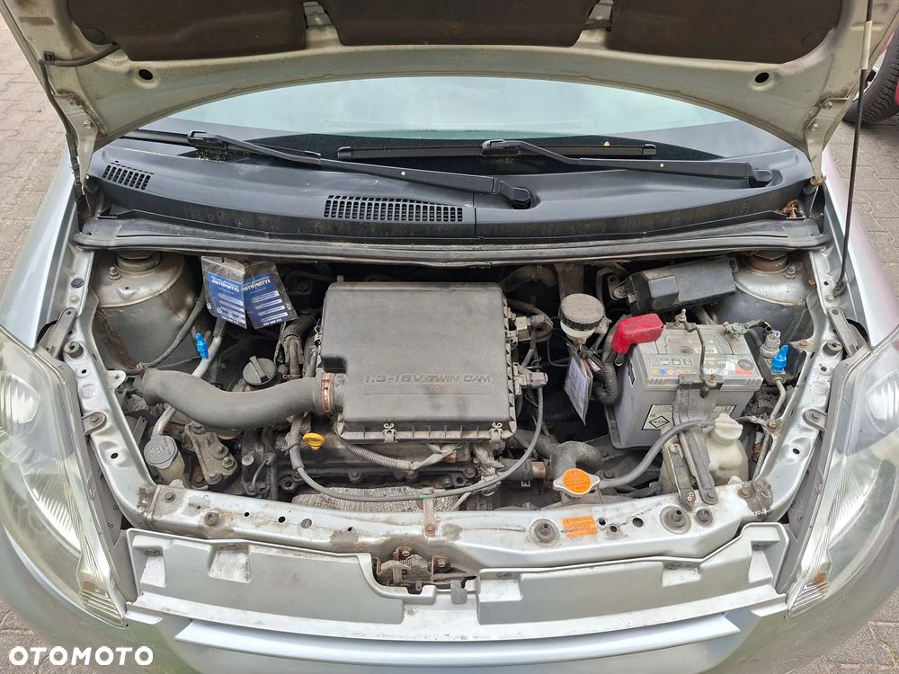 Daihatsu Sirion 1.3 - 11
