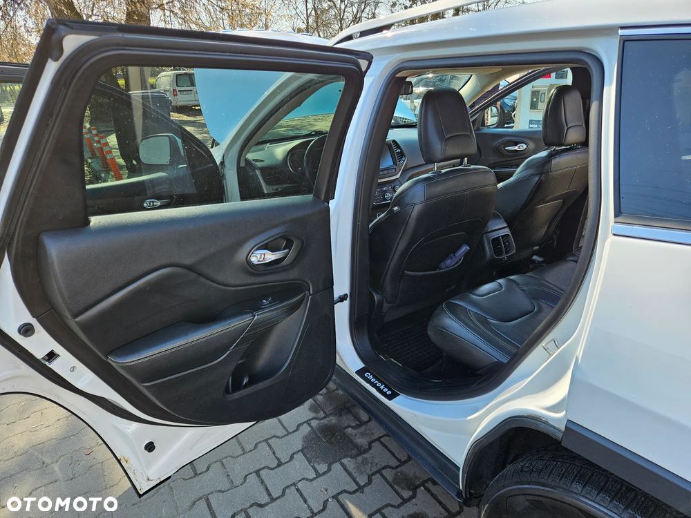 Jeep Cherokee 3.2 V6 Active Drive I Limited - 22