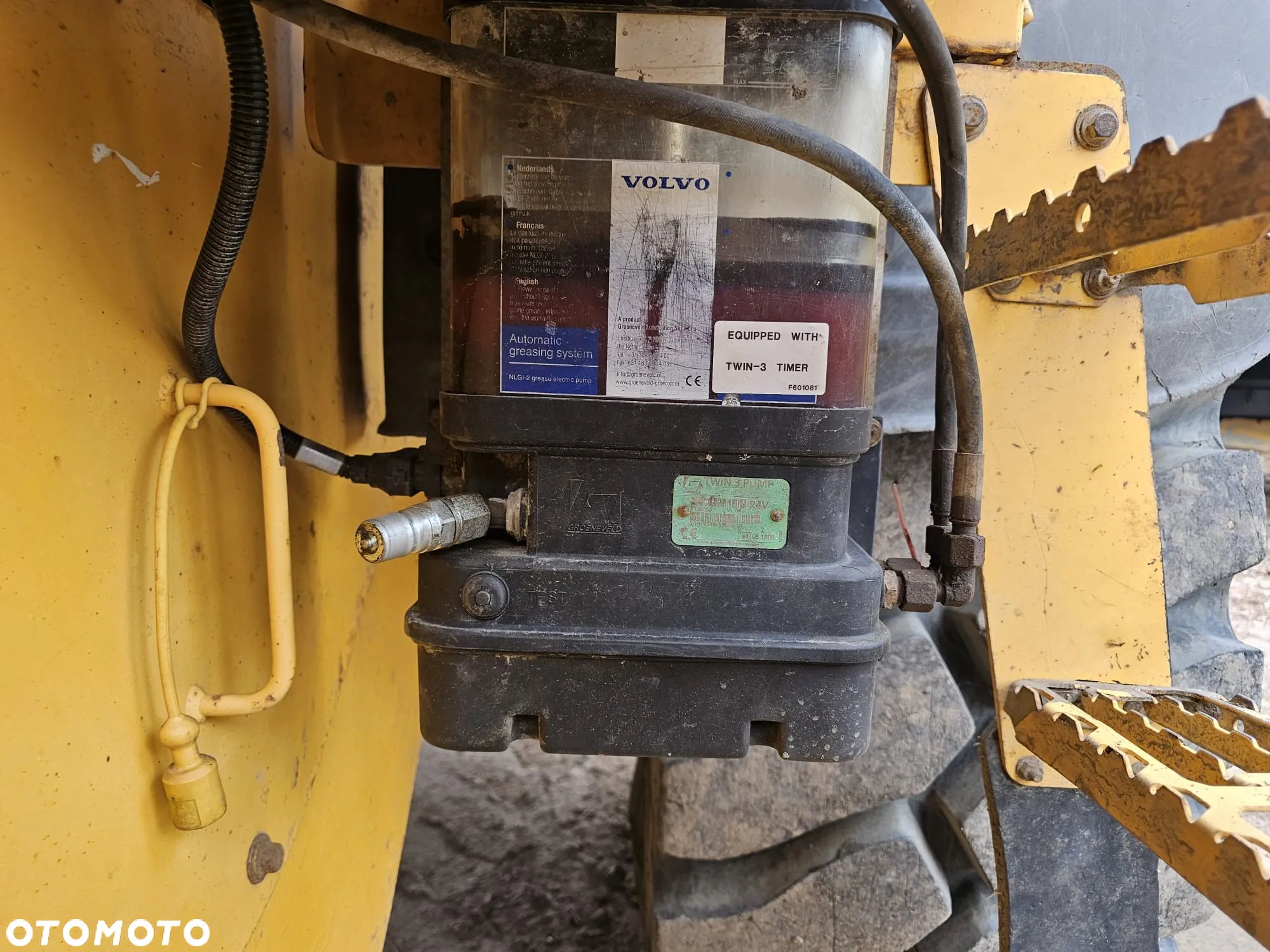 Volvo L110H Long Boom L110 L 110 H L120 - 17