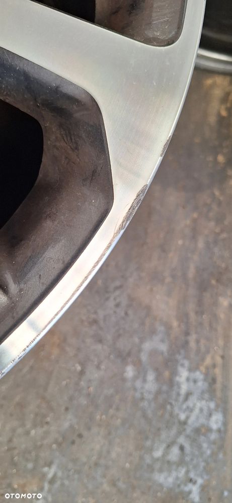 Opel Insignia B Alufelgi Kpl 18 18 8.5J Et 49  5x115 39076883 - 14