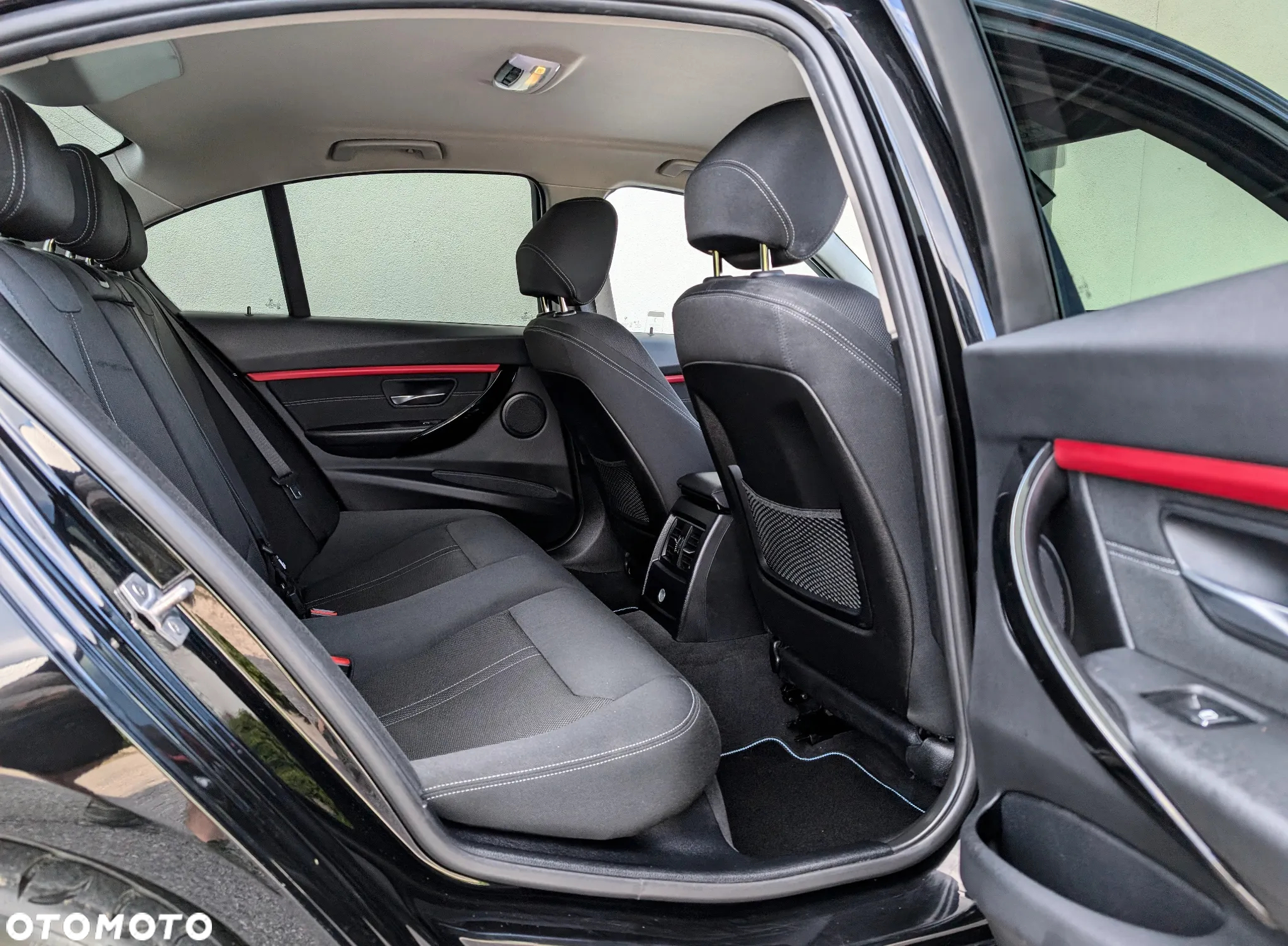 BMW Seria 3 318i Edition Luxury Line Purity - 8