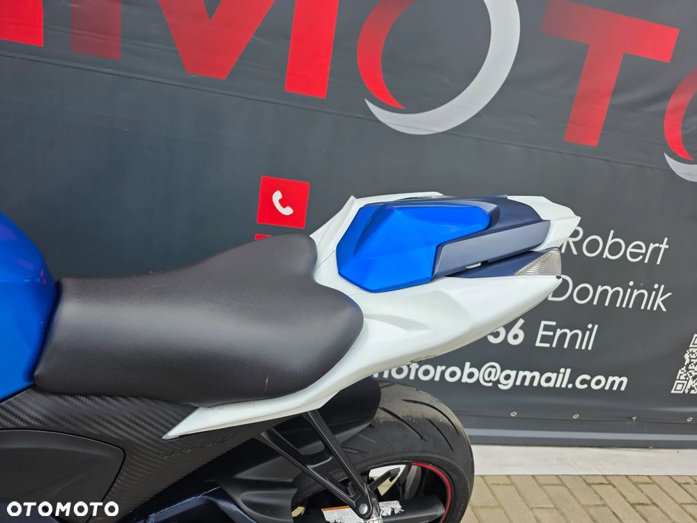 Suzuki GSX-R - 10