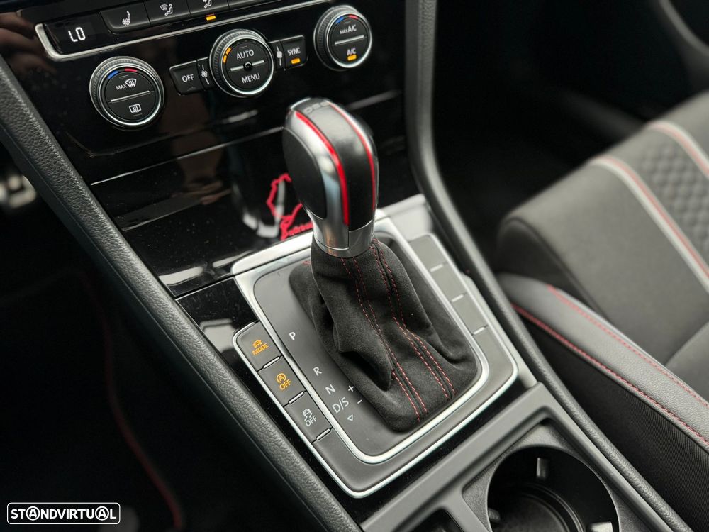 VW Golf GTI Clubsport DSG - 36