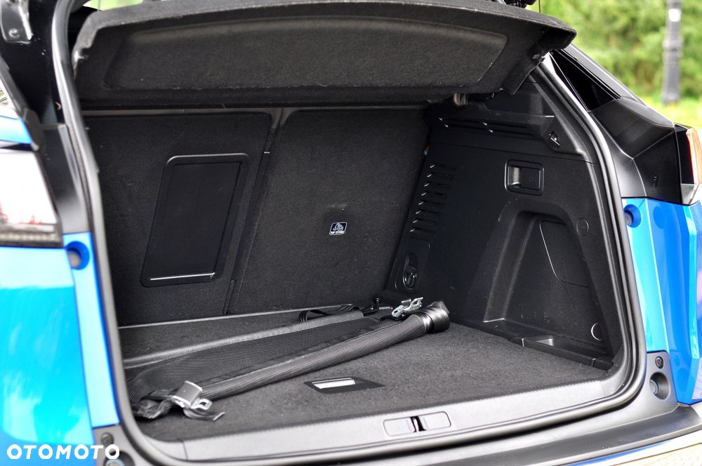 Peugeot 3008 1.5 BlueHDi GT Pack S&S EAT8 - 26