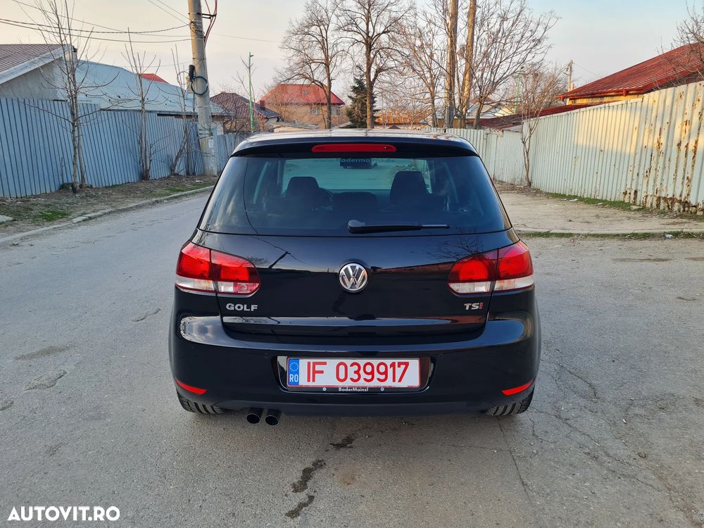 Volkswagen Golf 1.4 TSI BMT Highline - 8