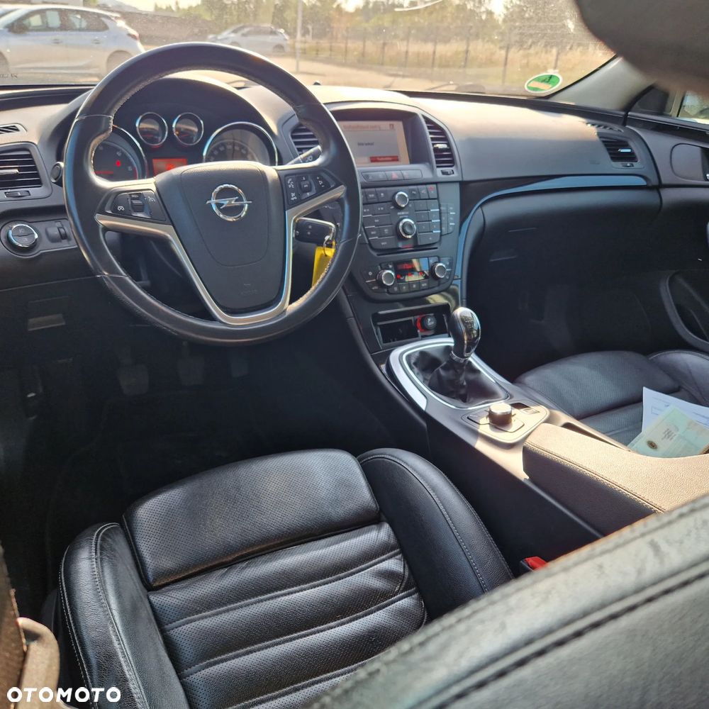 Opel Insignia 2.0 CDTI 150 Jahre - 8