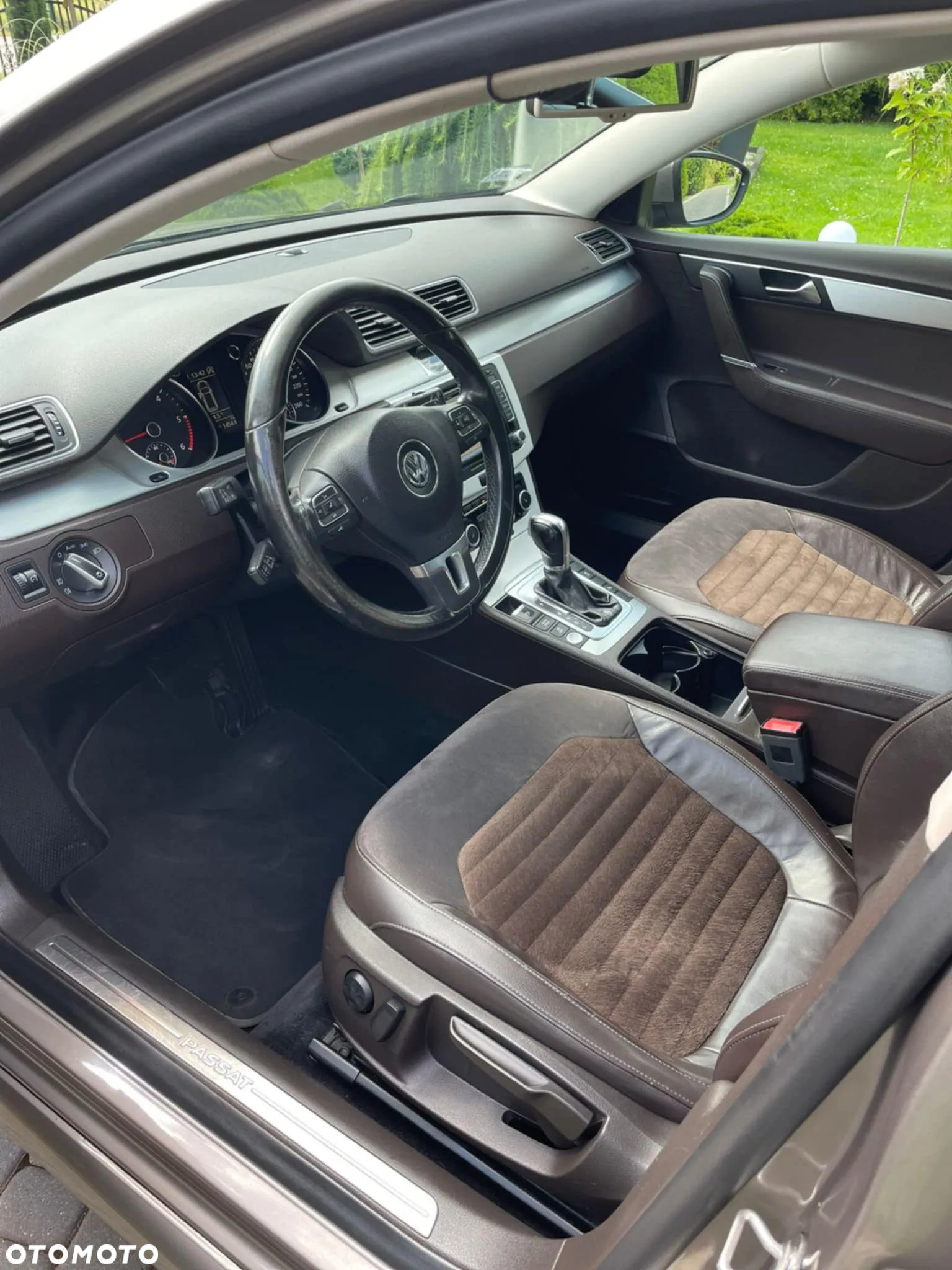 Volkswagen Passat 2.0 TDI DPF Highline DSG - 9