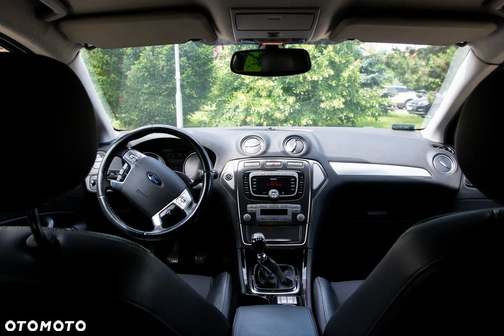Ford Mondeo 2.0 TDCi Ambiente - 10