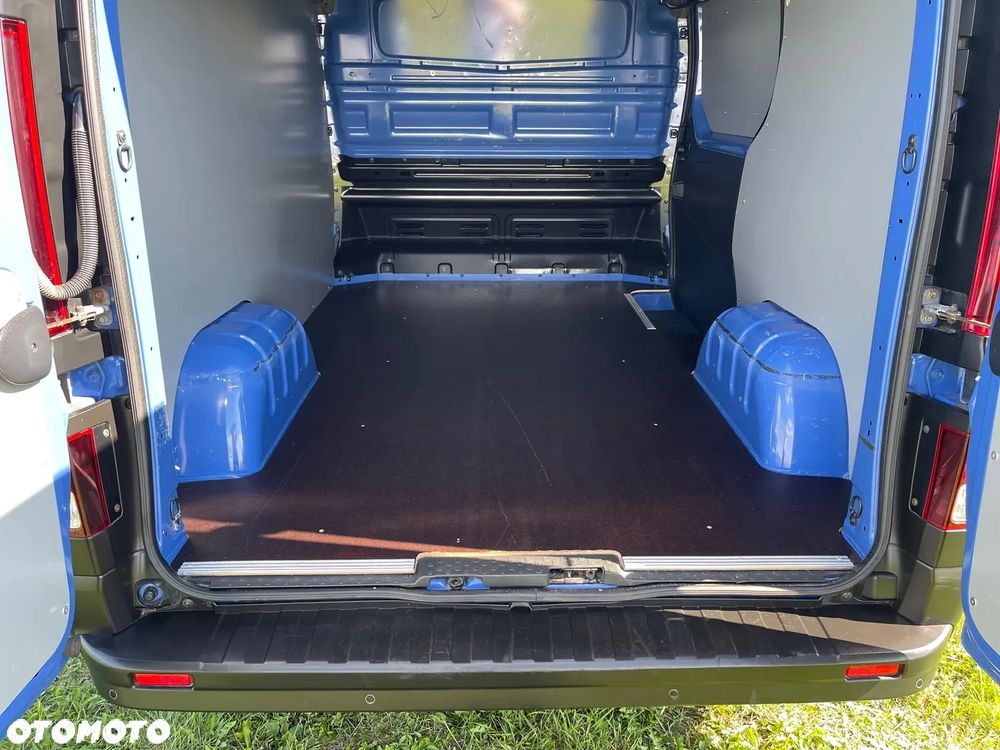 Renault Trafic - 27
