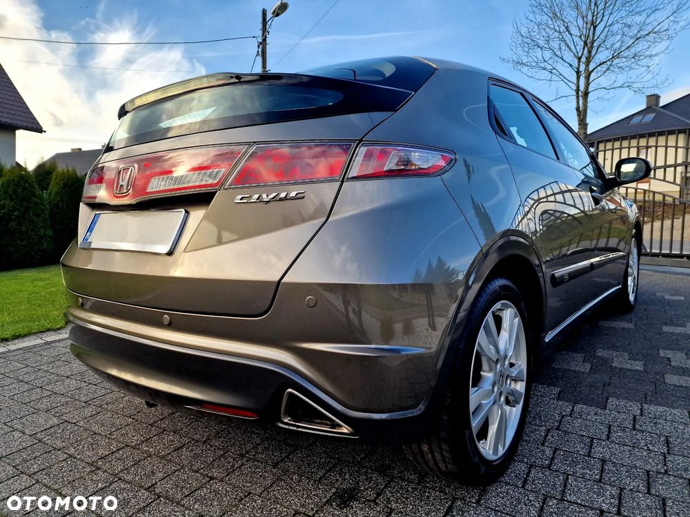 Honda Civic 1.8 Sport - 9