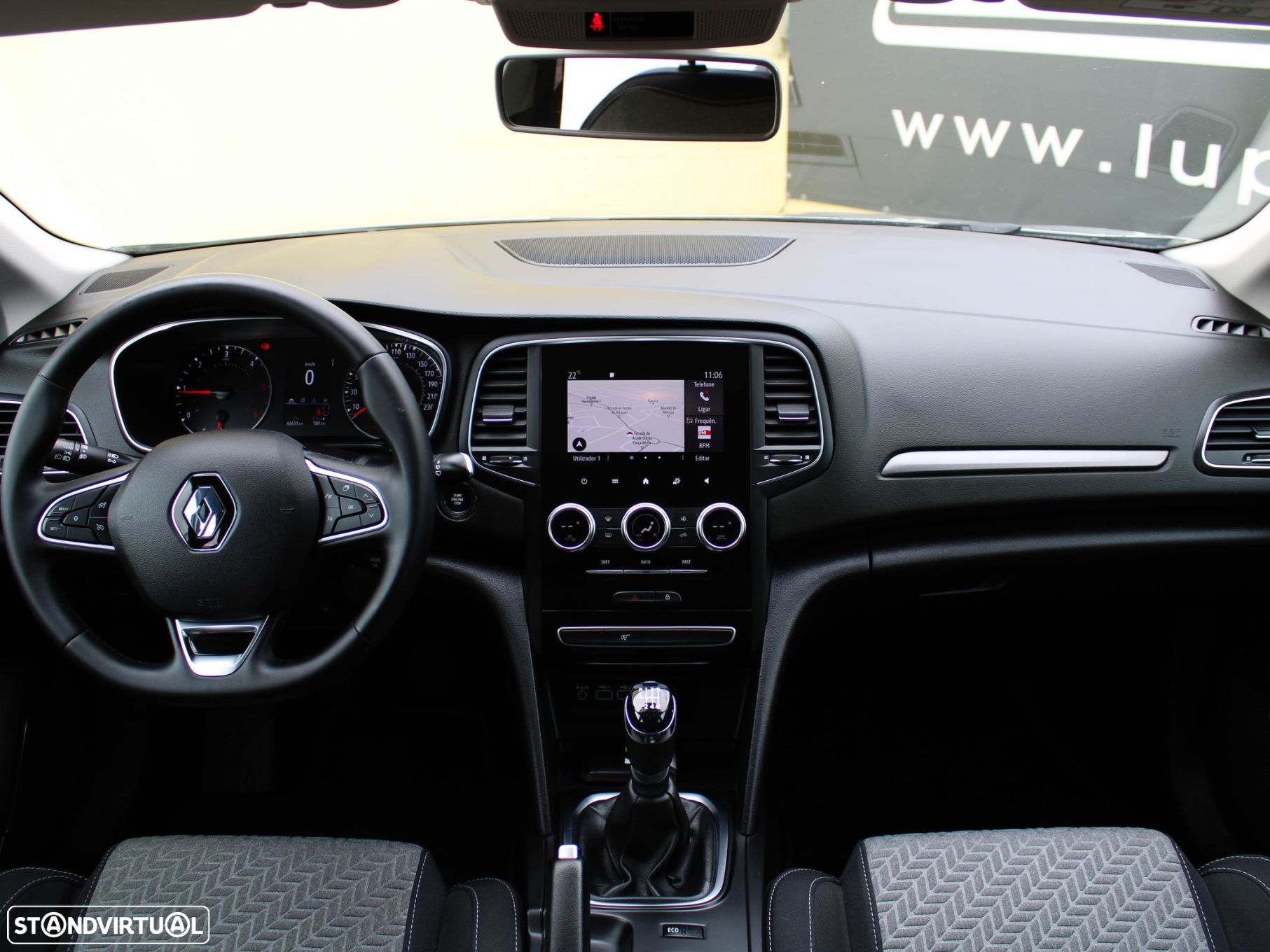 Renault Mégane Sport Tourer 1.5 Blue dCi Limited - 4