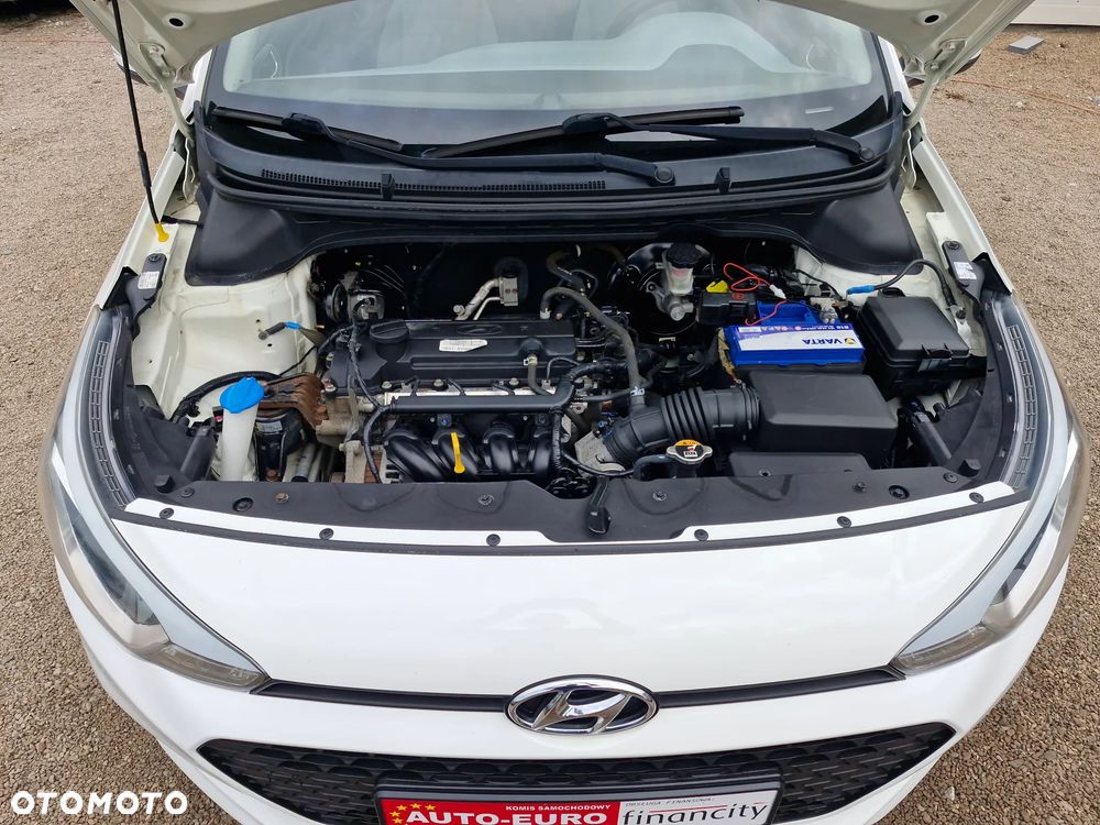 Hyundai i20 1.25 Classic + - 28