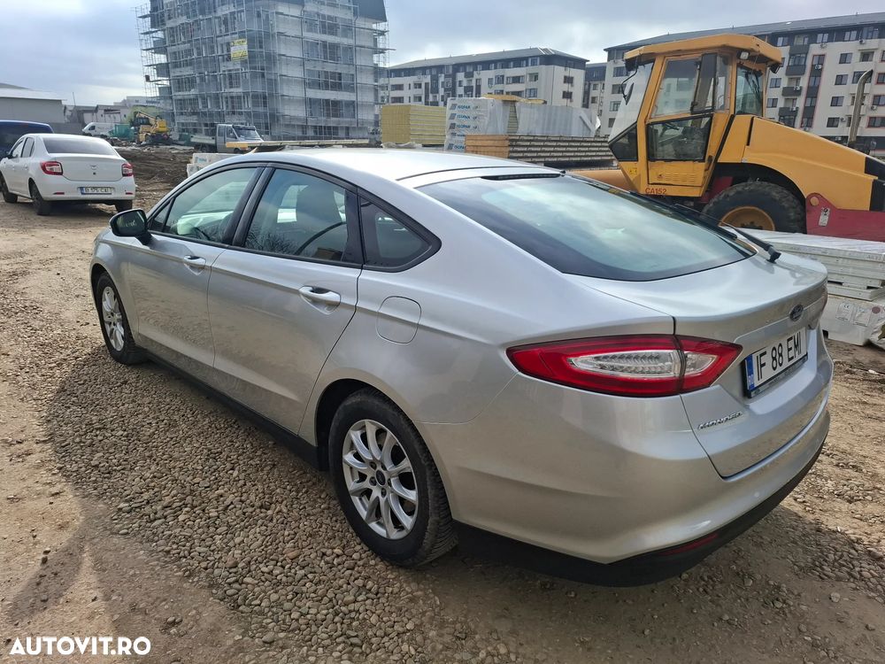 Ford Mondeo 2.0 TDCi Powershift Trend - 2