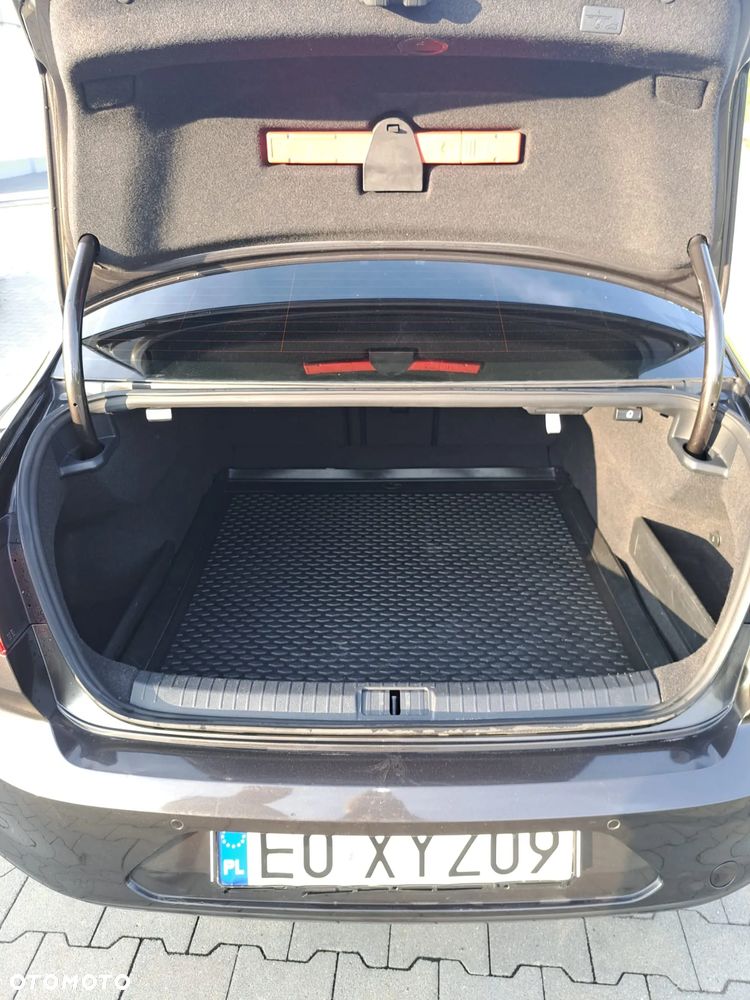 Volkswagen Passat 1.8 TSI BMT Comfortline - 14