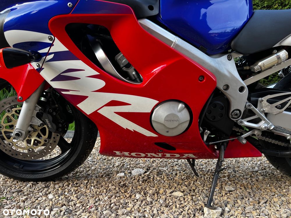Honda CBR - 18