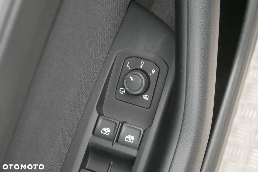 Volkswagen Passat Variant 1.5 TSI ACT mHEV Business DSG - 30