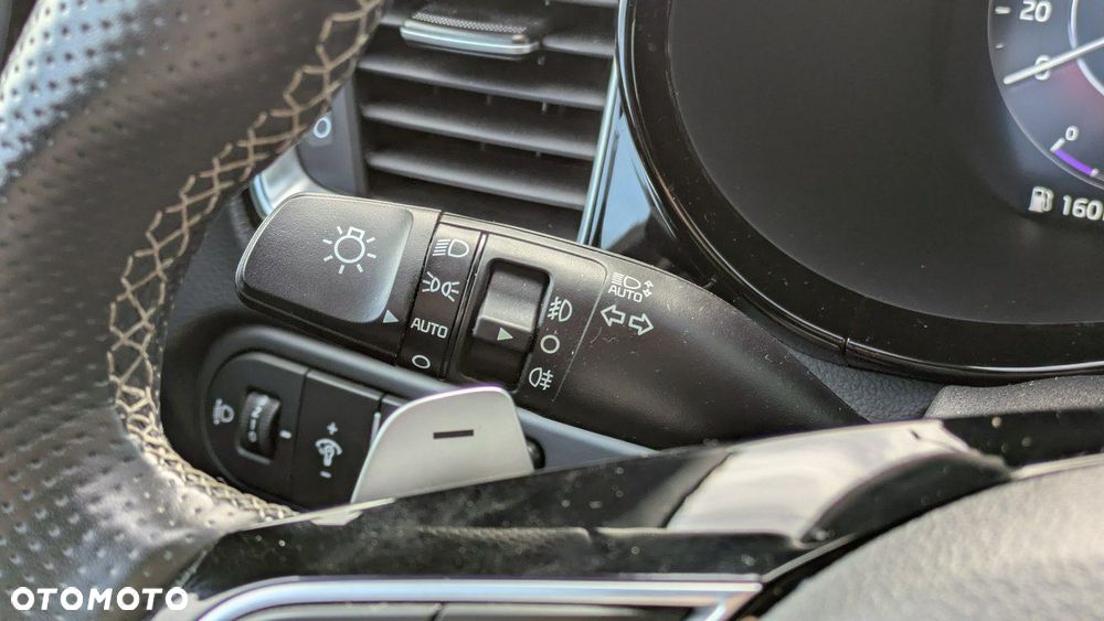 Kia XCeed 1.5 T-GDI GT-Line DCT - 24