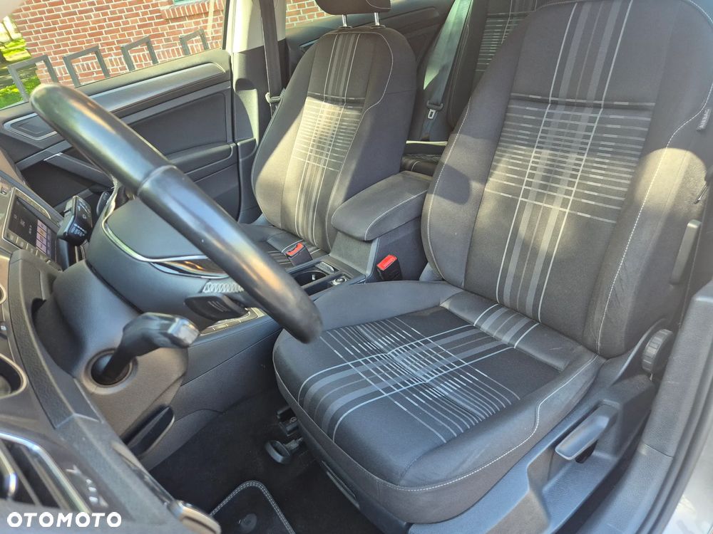 Volkswagen Golf 1.6 TDI BlueMotion Technology DSG Lounge - 10