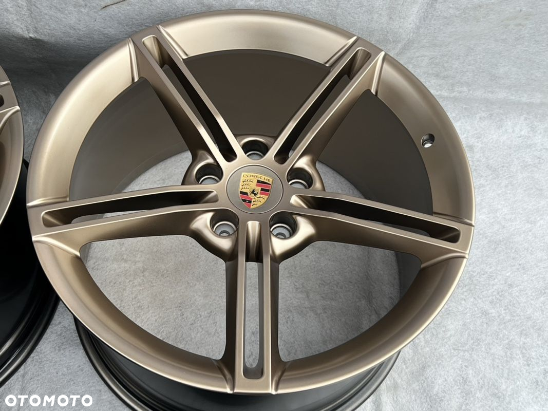 Felgi Porsche Taycan 21'' Golg Edytion oryginalne - 4