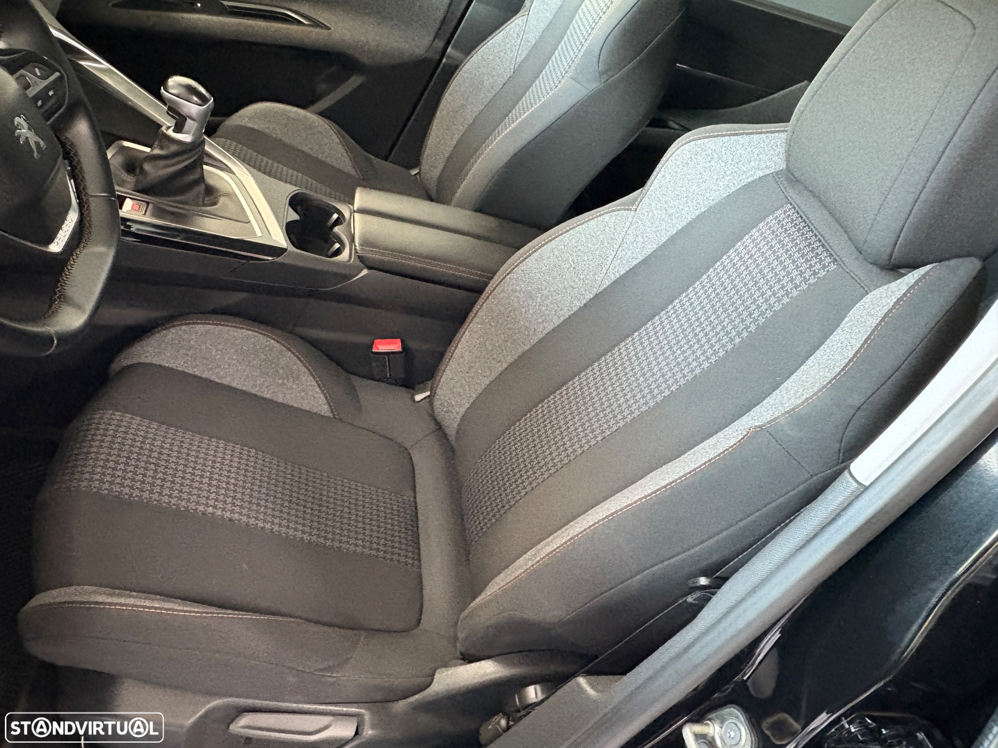 Peugeot 5008 1.6 HDi Allure J17 - 9