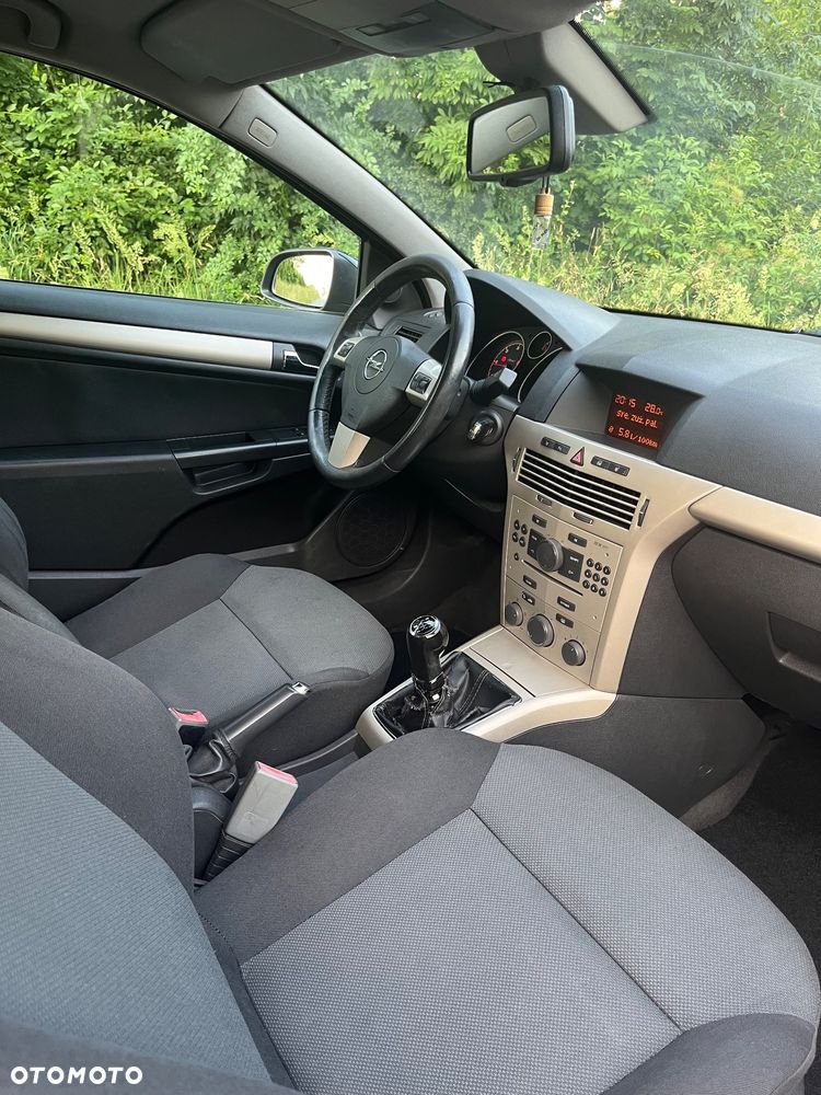 Opel Astra 1.3 CDTI Sport - 21