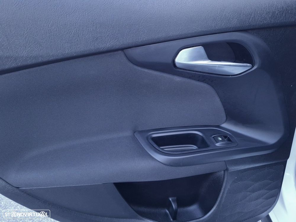 Fiat Tipo Cross 1.3 Multijet - 30