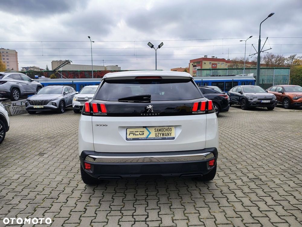 Peugeot 3008 1.2 PureTech Allure Pack S&S EAT8 - 5