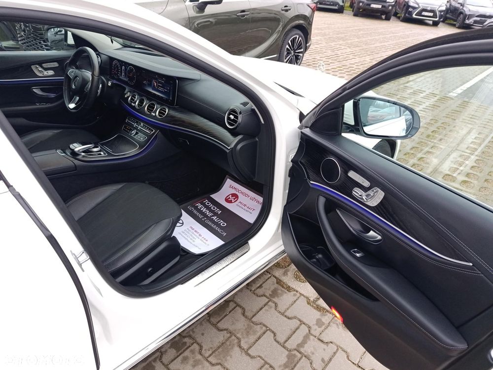 Mercedes-Benz Klasa E 220 d 4-Matic Exclusive - 20