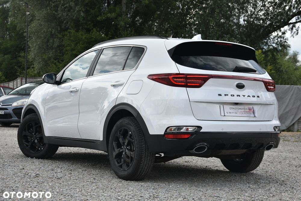 Kia Sportage 1.6 CRDI MHEV Black Edition 2WD DCT - 11