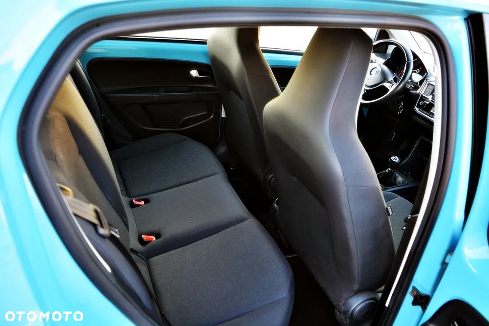 Volkswagen up! 1.0 Beats - 17