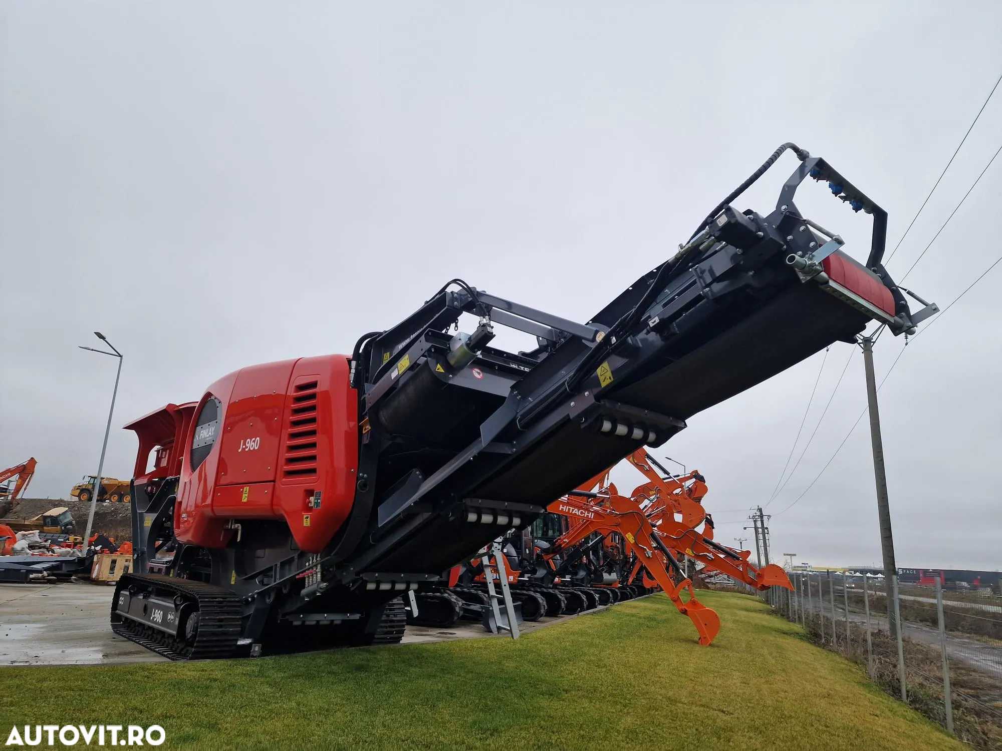 Terex Concasor mobil 28t, FINLAY J960, Cuva 0,9x0,.6m volum 3,6mc, motor CAT 175CP, banda magnetica, GARANTIE, posibilitate leasing 5 ani, PROMOTIE 329.000 EUR+Tva - 3