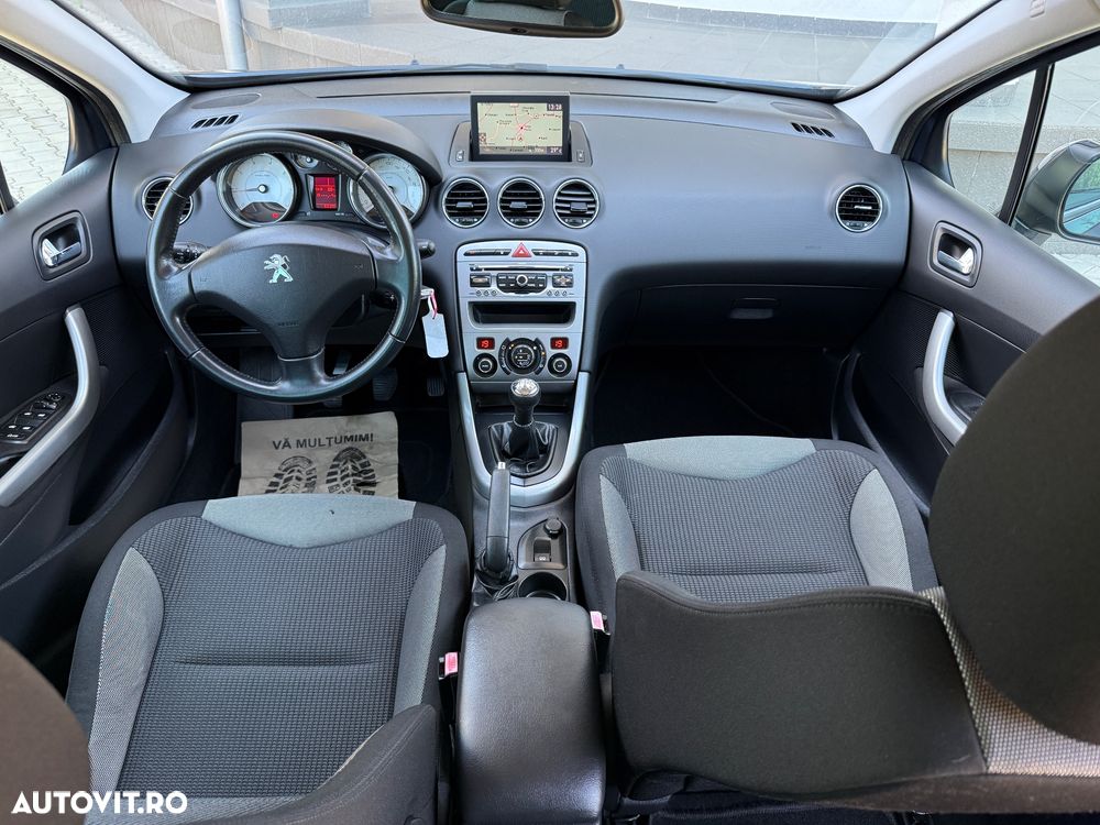 Peugeot 308 120 VTi Premium - 31