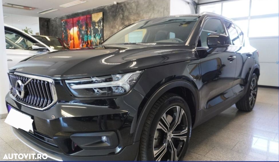 Volvo XC 40 T2 AT8 Momentum - 12