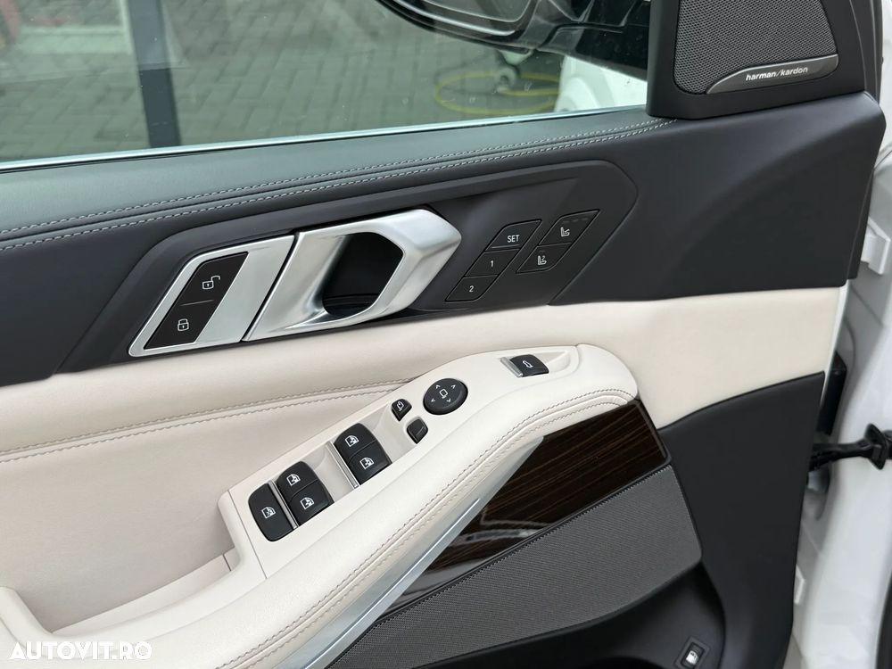 BMW X5 xDrive45e - 23