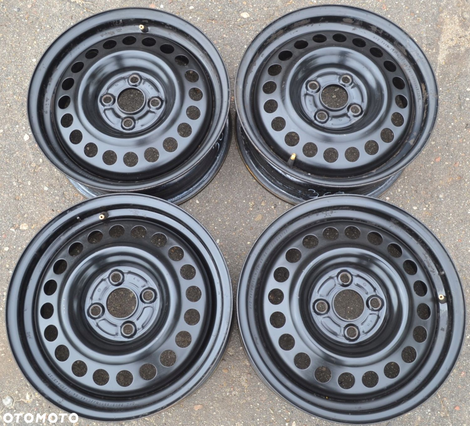 FELGA STALOWA HONDA 4x100 5,5J15 ET 45 x1szt F-369 - 2