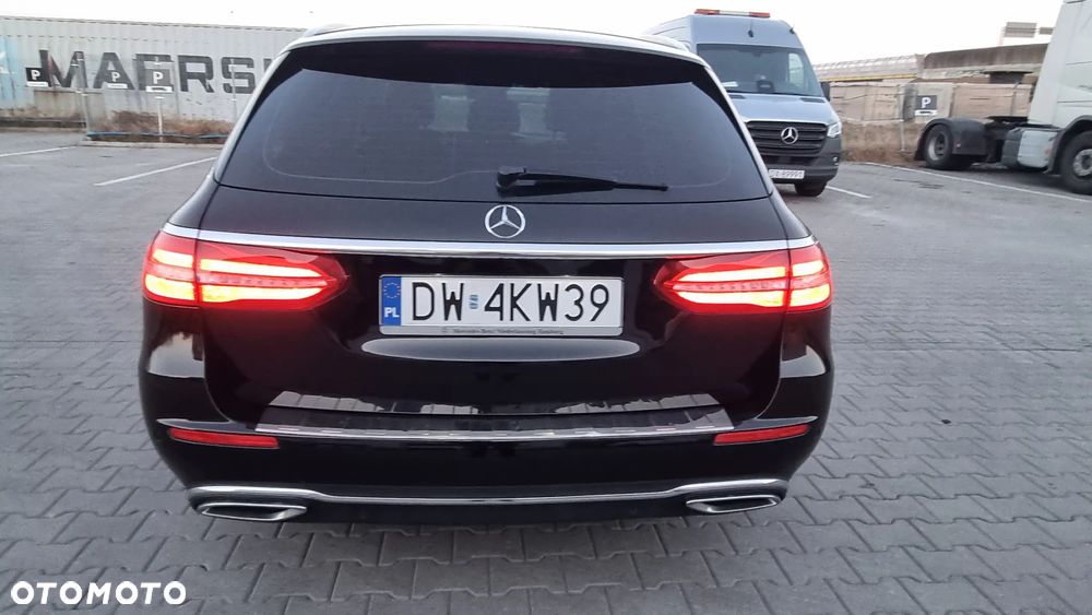 Mercedes-Benz Klasa E 220 d Avantgarde - 8