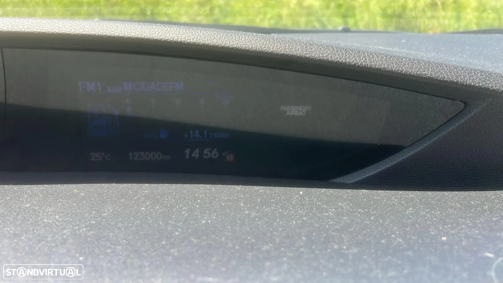Honda Civic 1.6 i-DTEC Executive Navi - 12