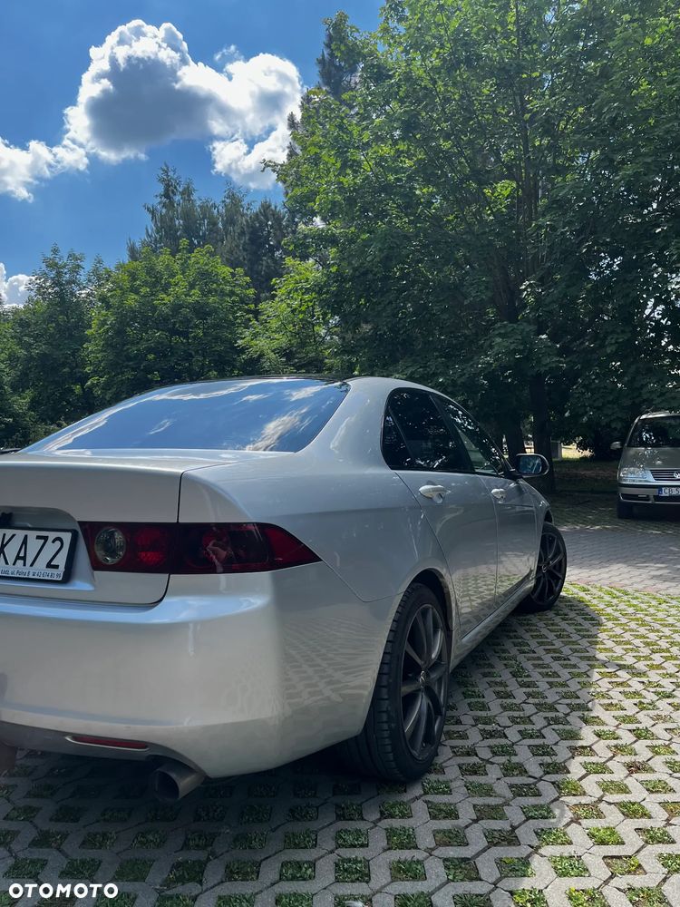 Honda Accord - 4