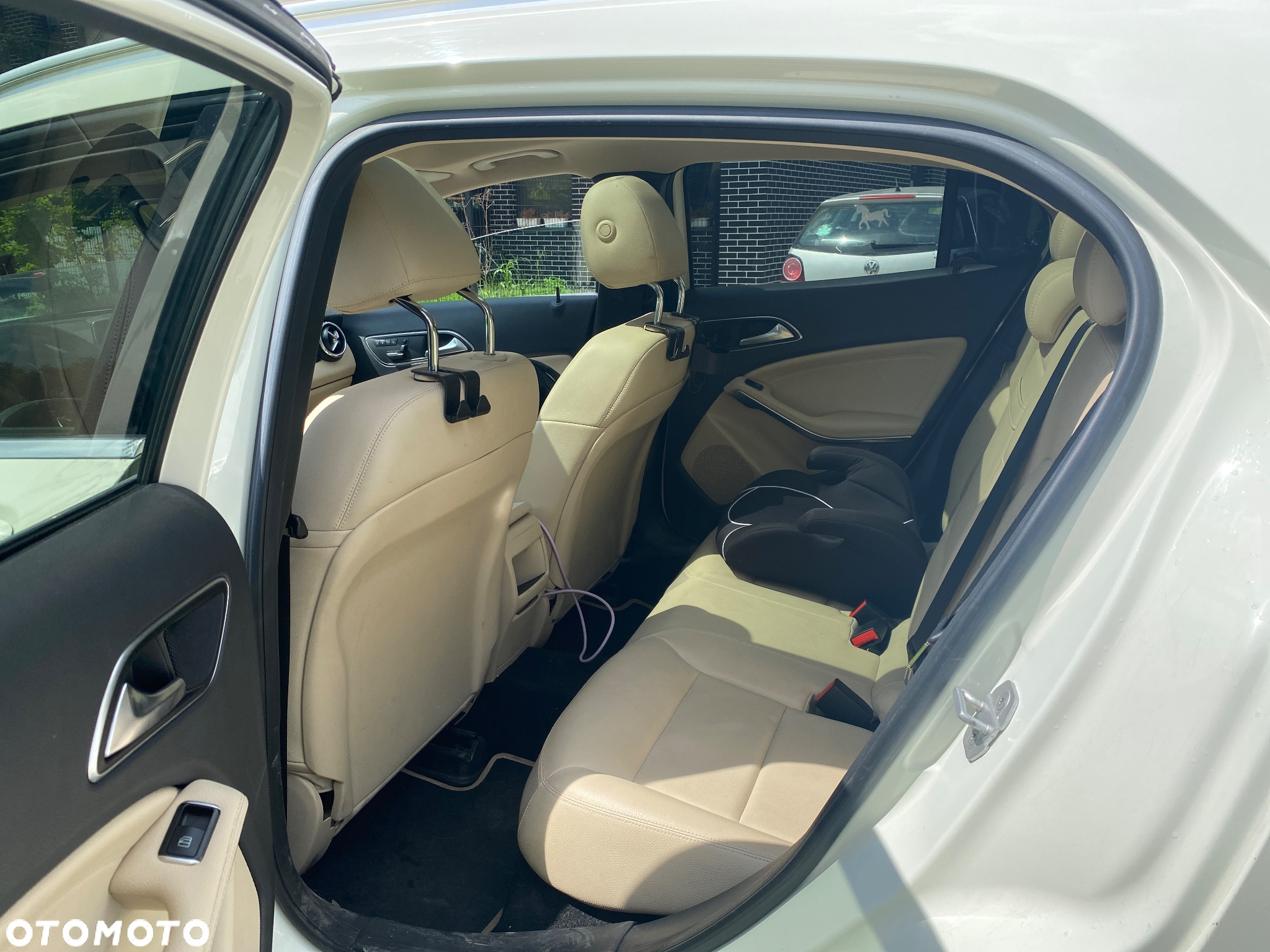 Mercedes-Benz GLA 250 4Matic 7G-DCT - 9